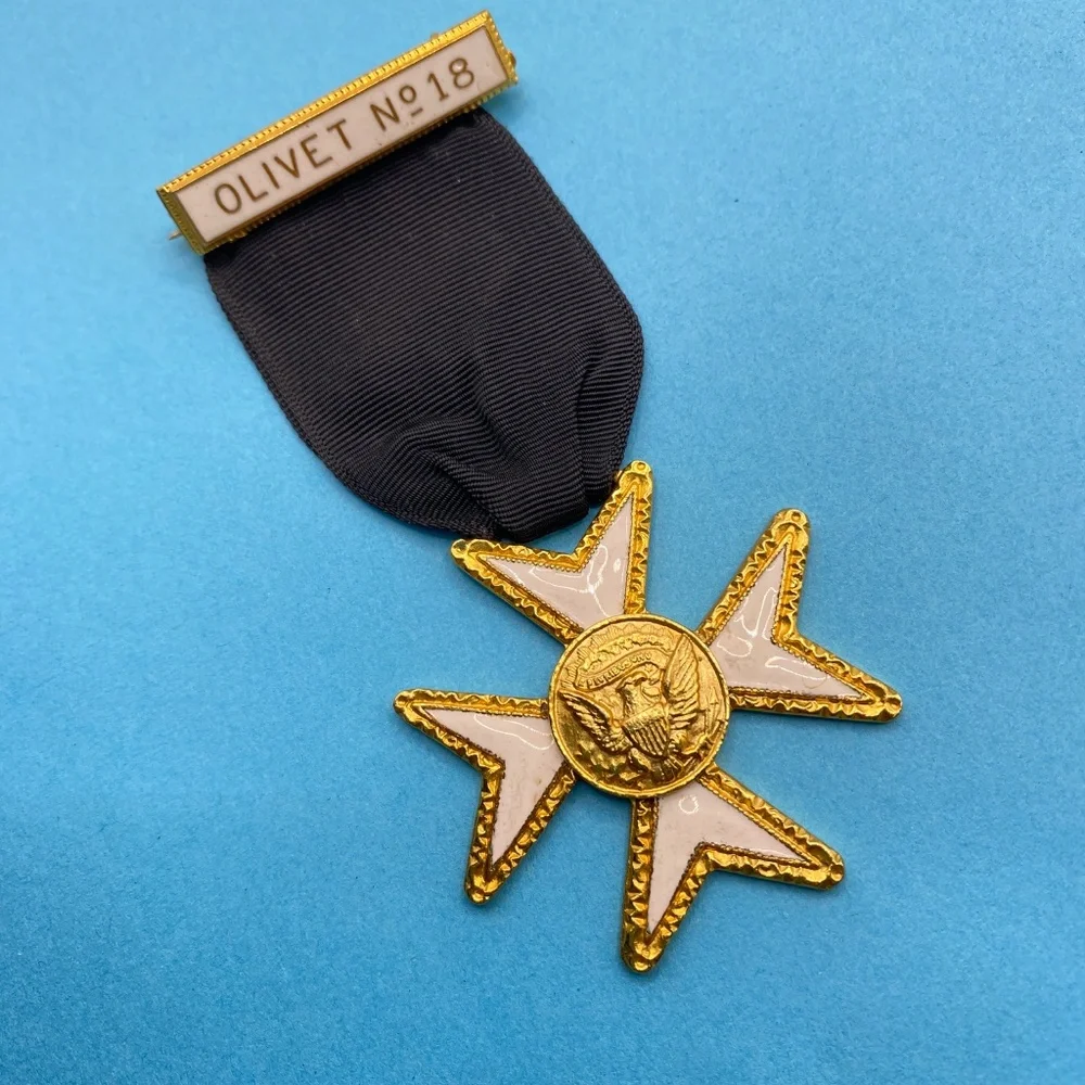 MASONIC Maltese White Cross Knights Templar Ribbon Enamel Badge Medal Pin